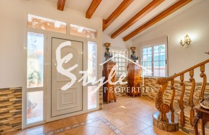 Resale - Villa - Torrevieja - El Chaparal