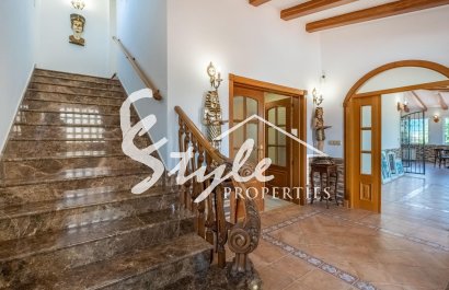 Resale - Villa - Torrevieja - El Chaparal