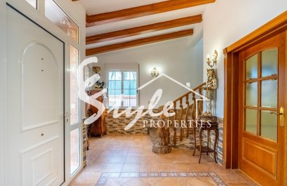 Resale - Villa - Torrevieja - El Chaparal