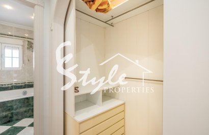 Resale - Villa - Torrevieja - El Chaparal