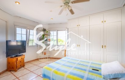 Resale - Villa - Torrevieja - El Chaparal