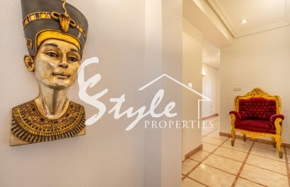 Resale - Villa - Torrevieja - El Chaparal
