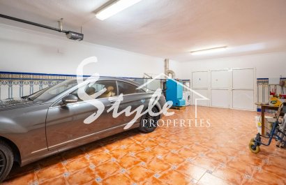 Resale - Villa - Torrevieja - El Chaparal