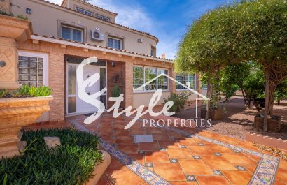 Resale - Villa - Torrevieja - El Chaparal