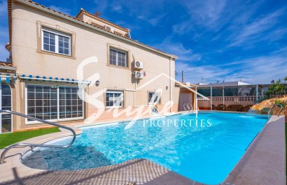 Resale - Villa - Torrevieja - El Chaparal