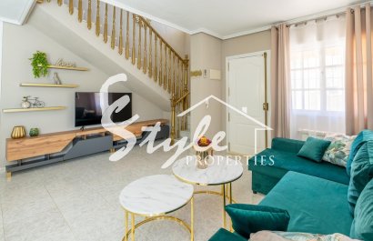 Resale - Villa - Torrevieja - Los Balcones - Los Altos del Edén