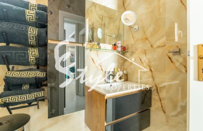 Resale - Villa - Torrevieja - Los Balcones - Los Altos del Edén