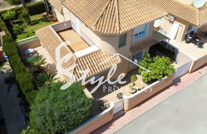 Resale - Villa - Torrevieja - Los Balcones - Los Altos del Edén