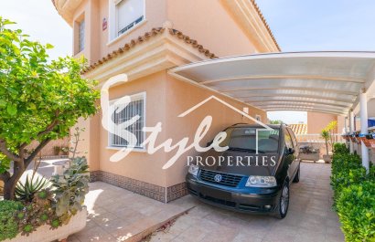 Resale - Villa - Torrevieja - Los Balcones - Los Altos del Edén
