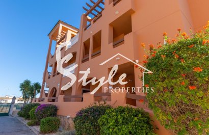 Resale - Apartment - Orihuela Costa  - Villamartin