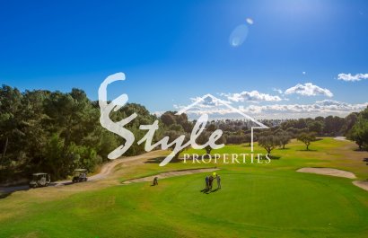 Resale - Apartment - Orihuela Costa  - Villamartin