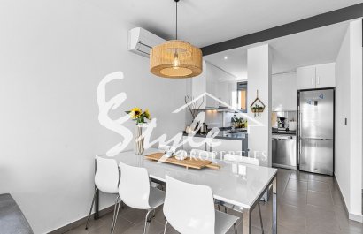 Resale - Apartment - Orihuela Costa  - La Zenia