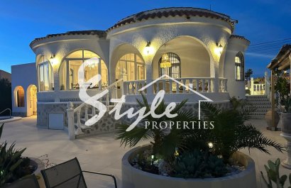 Resale - Villa - Torrevieja - San luis