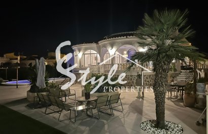 Resale - Villa - Torrevieja - San luis