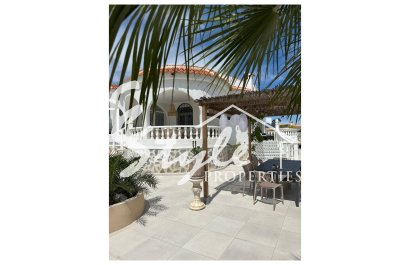 Resale - Villa - Torrevieja - San luis