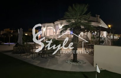 Resale - Villa - Torrevieja - San luis