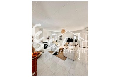 Resale - Villa - Torrevieja - San luis