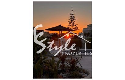 Resale - Villa - Torrevieja - San luis
