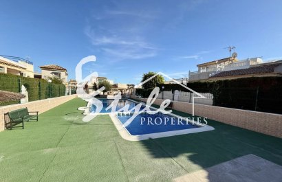 Resale - 2. Townhouse - Punta Prima