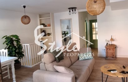 Reventa - Villa - Orihuela Costa  - Villamartin