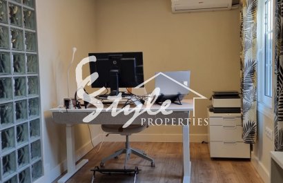 Reventa - Villa - Orihuela Costa  - Villamartin