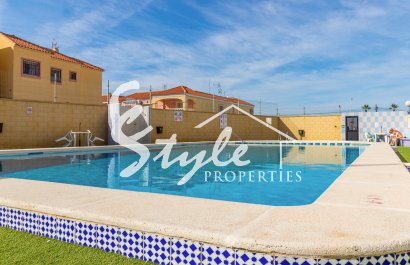 Reventa - Apartamento - Torrevieja  - El Chaparral