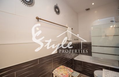 Reventa - Semi - Detached Villa - Villamartin - Fortuna