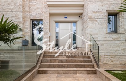 Reventa - Villa - La Zenia - Beach