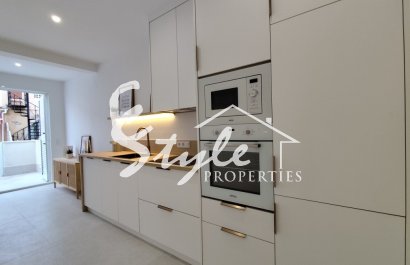 Resale - Apartamento - Torrevieja - La Siesta