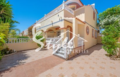 Reventa - Townhouse - Orihuela Costa  - La Zenia