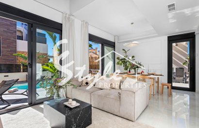 Reventa - Villa - Orihuela Costa  - Lomas de Campoamor