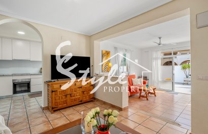 Reventa - Villa - Orihuela Costa  - Playa Flamenca