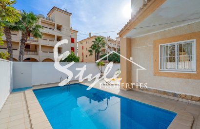 Reventa - Villa - Orihuela Costa  - Playa Flamenca