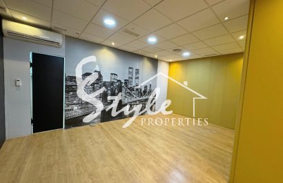 Reventa - Commercial premises / Commercial unit / Retail space - Guardamar del Segura - Guardamar del Seguras*