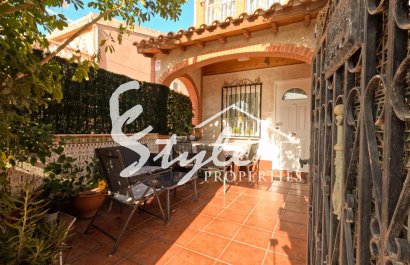 Reventa - Terraced house / Townhouse - Torrevieja  - El Acequión - Los Náufragos