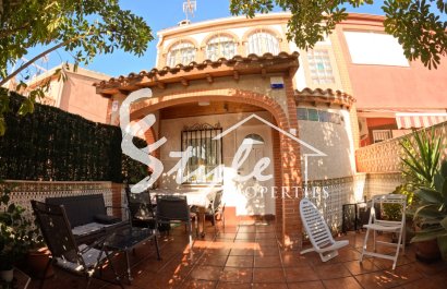 Reventa - Terraced house / Townhouse - Torrevieja  - El Acequión - Los Náufragos