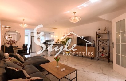 Reventa - Terraced house / Townhouse - Torrevieja  - El Acequión - Los Náufragos