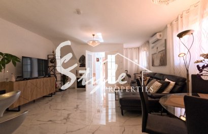 Reventa - Terraced house / Townhouse - Torrevieja  - El Acequión - Los Náufragos