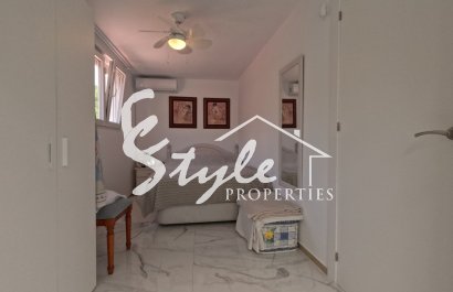 Reventa - Terraced house / Townhouse - Torrevieja  - El Acequión - Los Náufragos