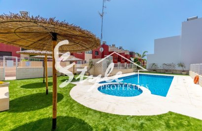 Reventa - Terraced house / Townhouse - Torrevieja  - Aguas Nuevas