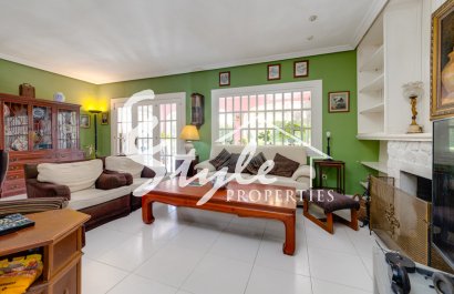 Reventa - Villa - Orihuela Costa  - ARCIPRESTE DE HITA-CMOR