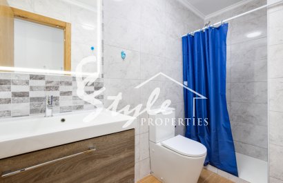 Reventa - Apartamento - Torrevieja  - Calle Finlandia