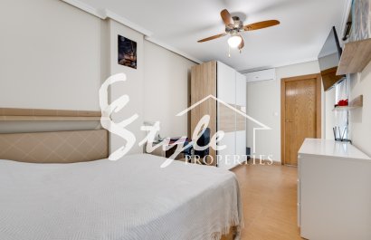 Reventa - Apartamento - Torrevieja  - Calle Finlandia