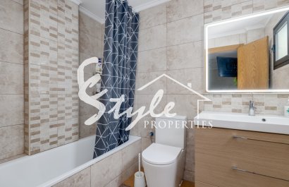 Reventa - Apartamento - Torrevieja  - Calle Finlandia