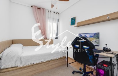 Reventa - Apartamento - Torrevieja  - Calle Finlandia