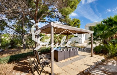 Reventa - Villa - Ciudad Quesada - avenida de las Naciones