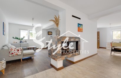 Reventa - Villa - Ciudad Quesada - avenida de las Naciones