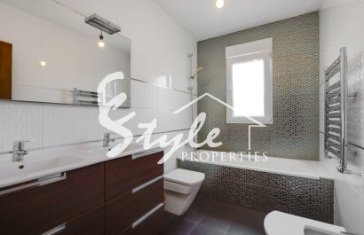 Reventa - Villa - Ciudad Quesada - avenida de las Naciones