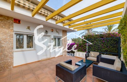 Reventa - Townhouse - Mil Palmeras - av. Suecia