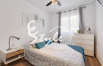 Reventa - Apartamento - Torrevieja  - calle VICTOR GARCIA VILLALGORDO